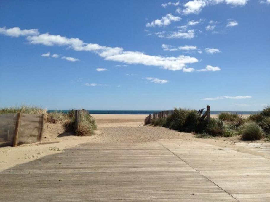 Appartement Proche De La Plage Saint-Pierre-la-Mer  エクステリア 写真