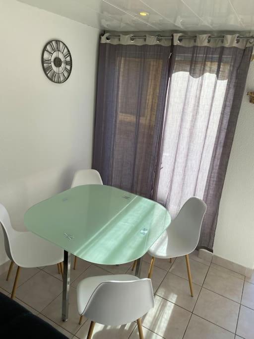 Appartement Proche De La Plage Saint-Pierre-la-Mer  エクステリア 写真