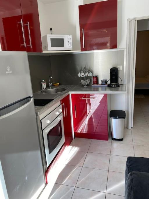 Appartement Proche De La Plage Saint-Pierre-la-Mer  エクステリア 写真