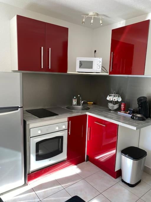 Appartement Proche De La Plage Saint-Pierre-la-Mer  エクステリア 写真