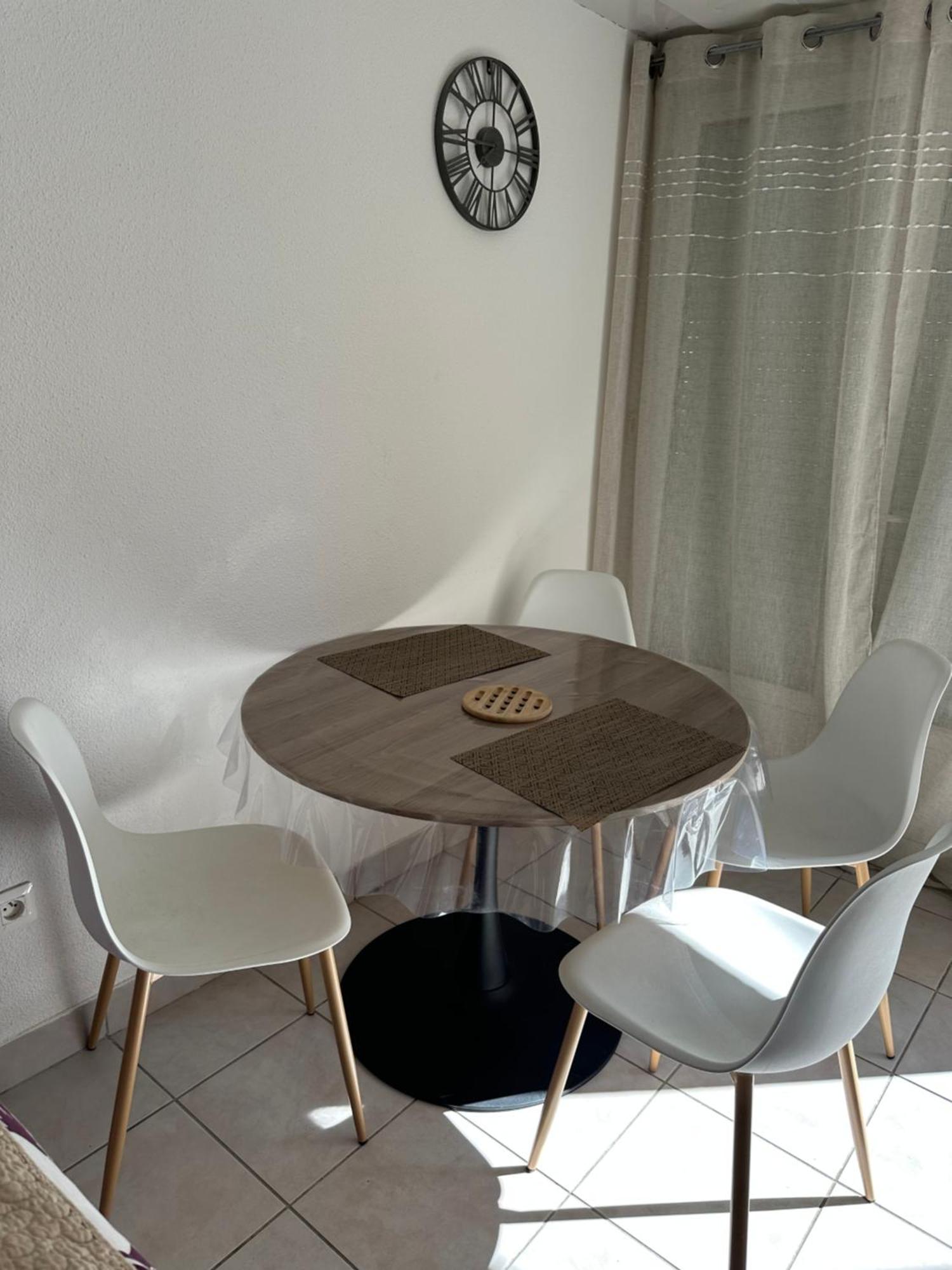 Appartement Proche De La Plage Saint-Pierre-la-Mer  エクステリア 写真